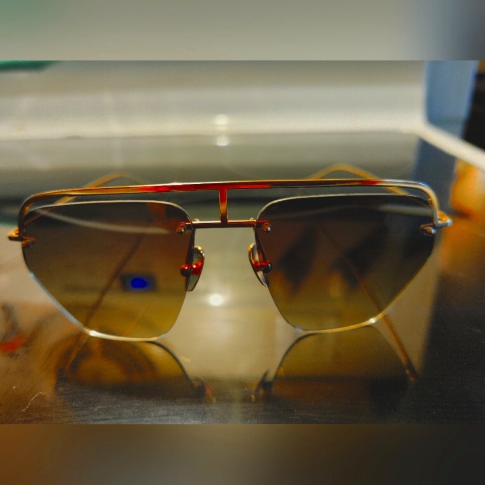 SMOKE & MIRRORS SUNGLASSES RARE AUTHENTIC UNISEX